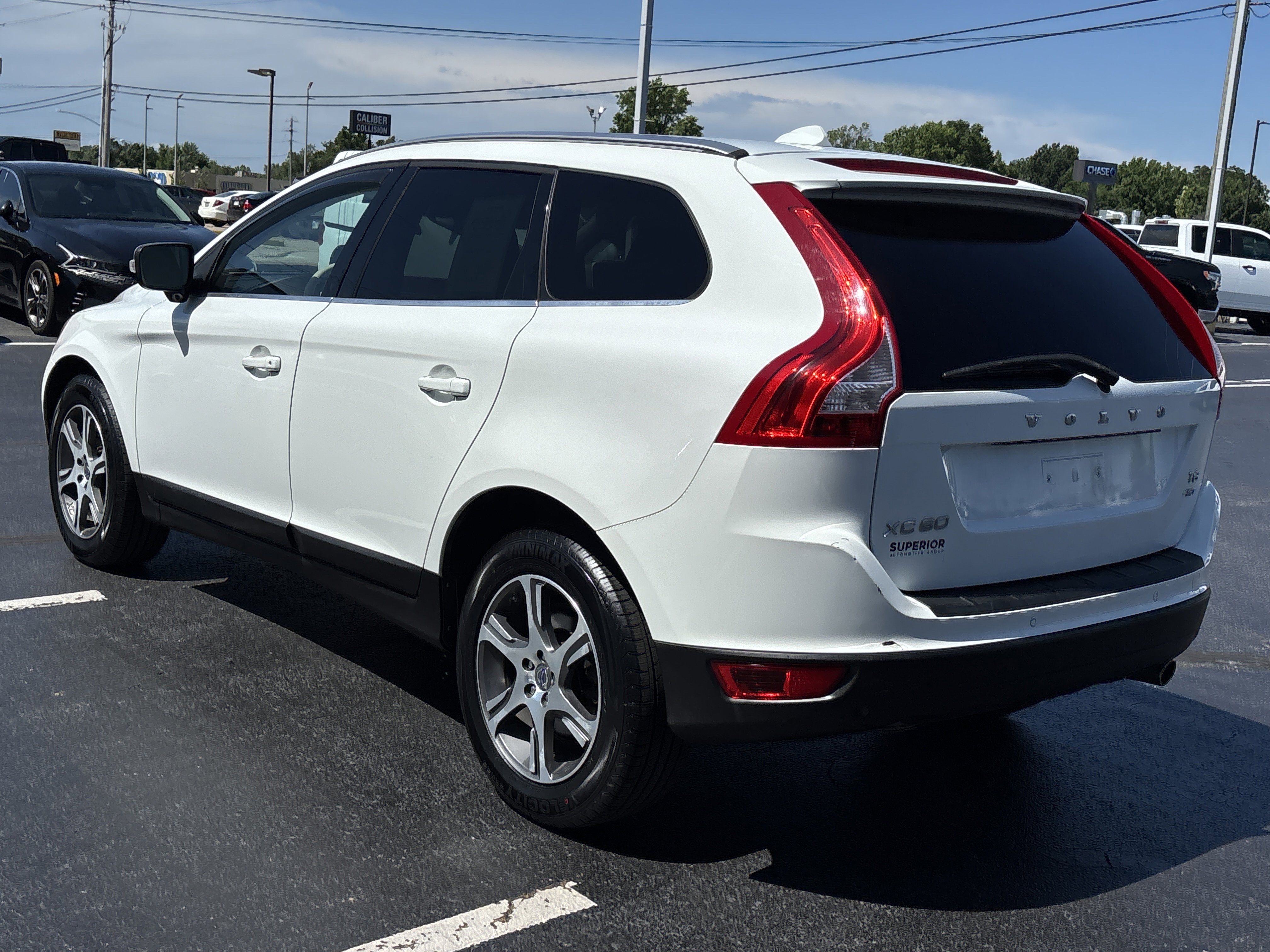 Used 2011 Ice White Volvo 3.0T AWD image 9