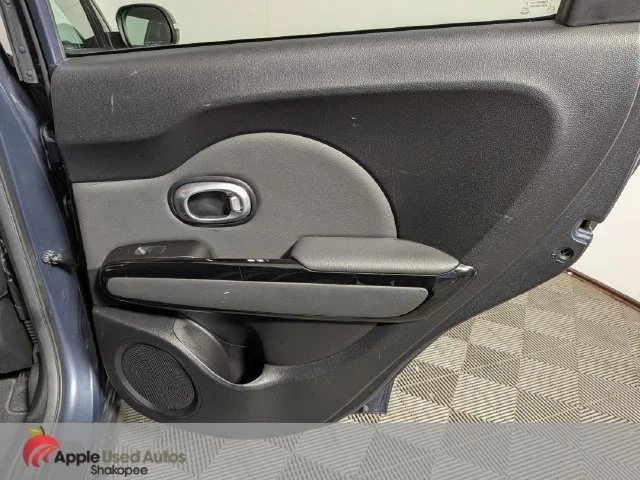 Used 2016 Blue Kia Exclaim image 33