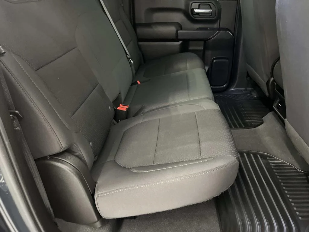 Used 2021 SHADOW GRAY METALLIC Chevrolet Custom image 28