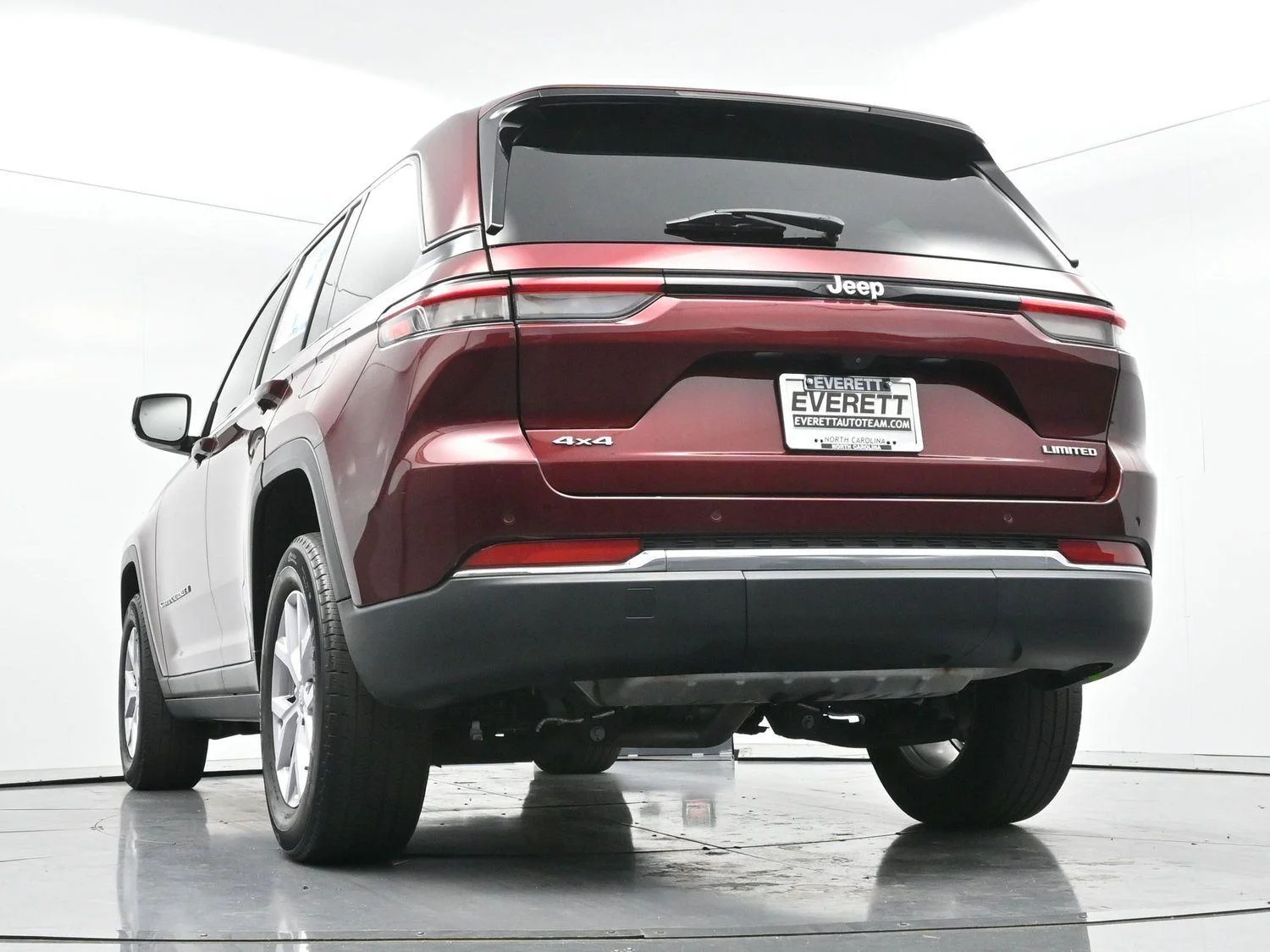 Used 2022 Red Jeep Limited image 52