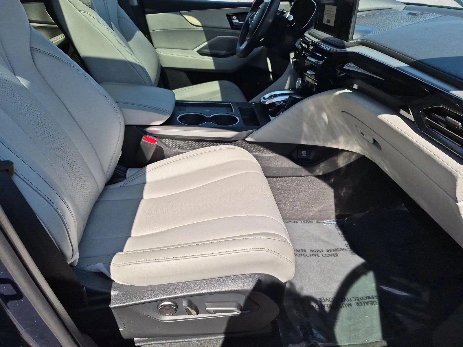 Used 2025 Canyon River Blue Metallic Acura w/Technology Package image 21