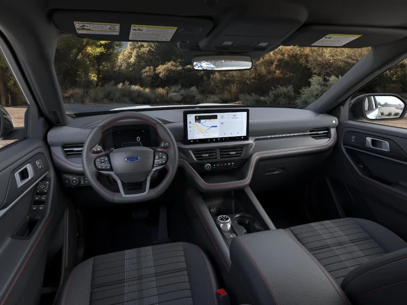 New 2026 Space White Metallic Ford ST-Line image 33