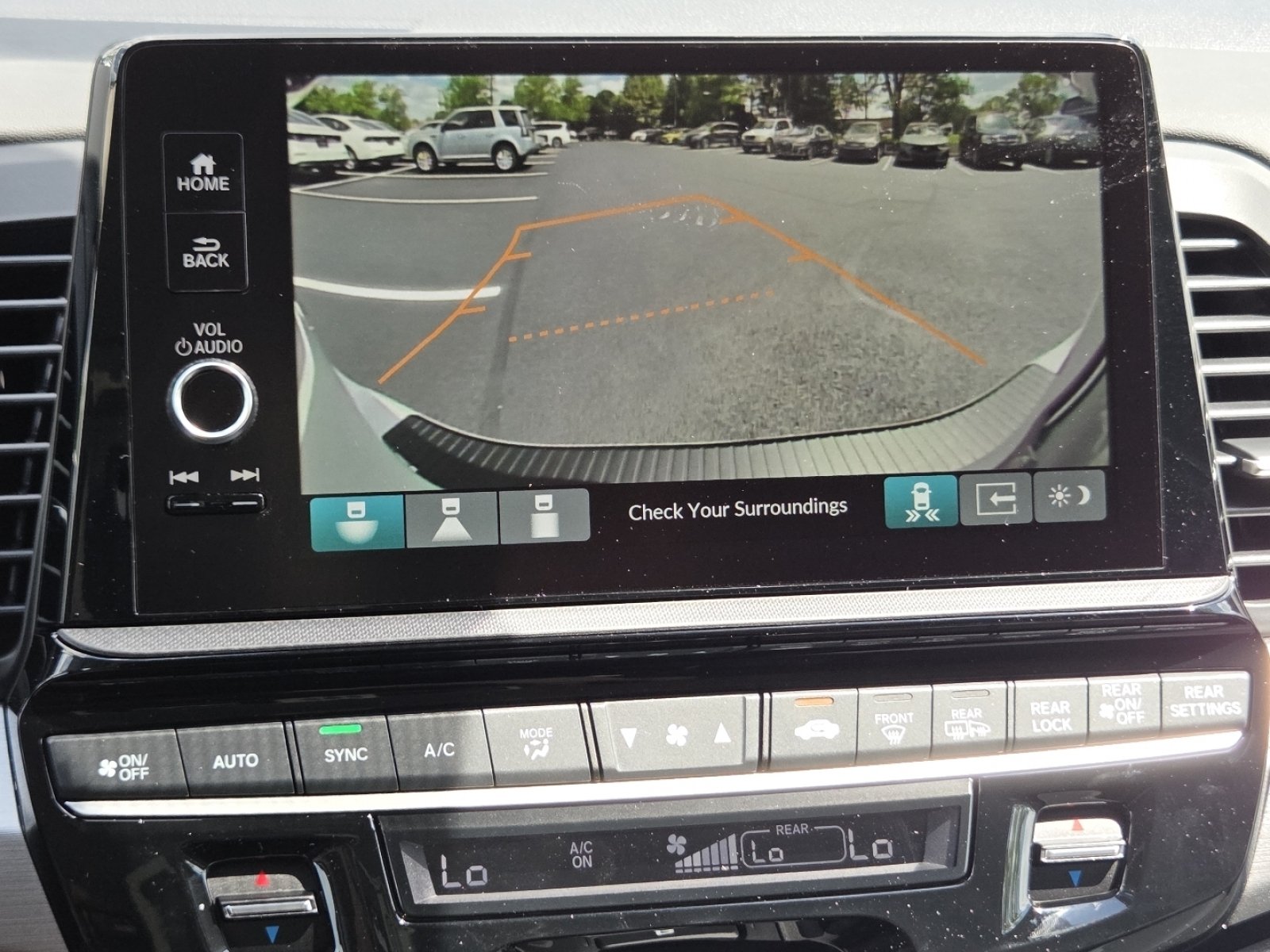 New 2026 Platinum White Pearl Honda Touring image 13