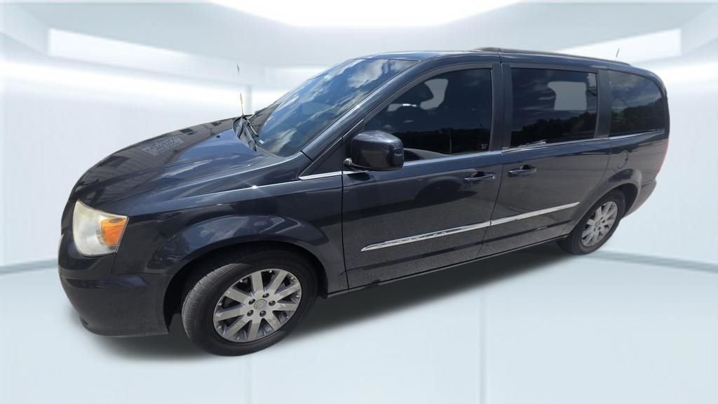 Used 2014 Gray Chrysler Touring image 12