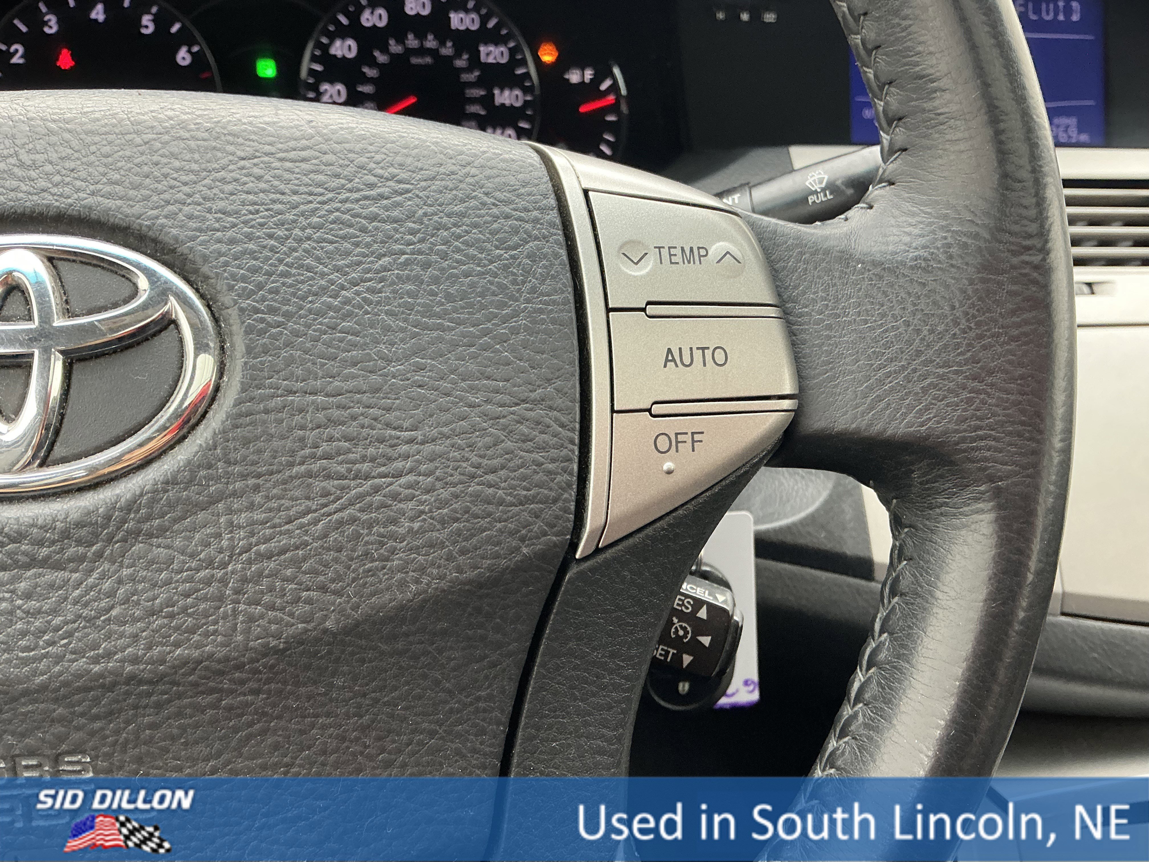 Used 2005 Blizzard Pearl Toyota XLS image 9