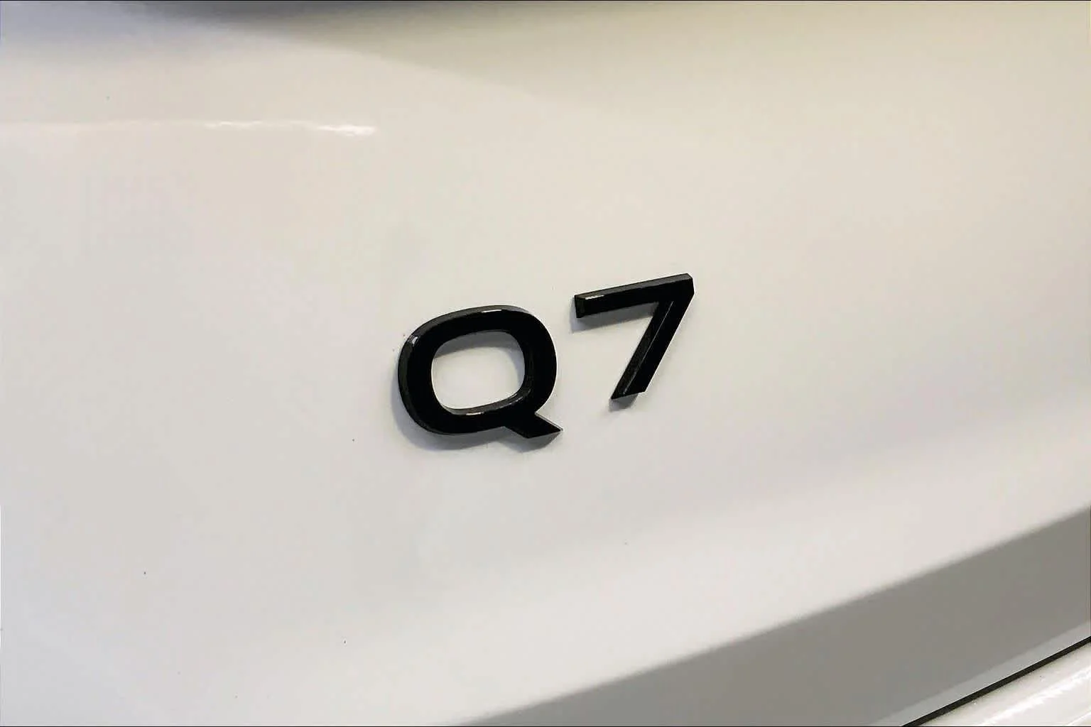 New 2026 Glacier White m Audi Premium Plus image 15