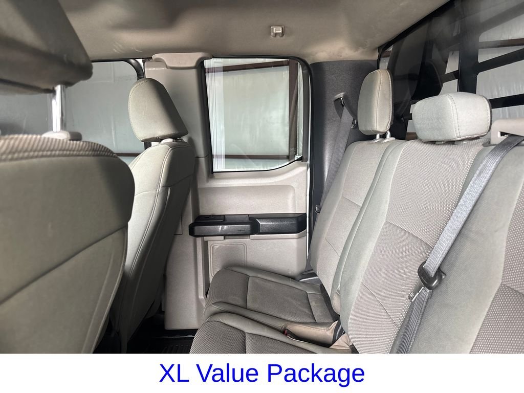 Used 2022 Iconic Silver Metallic Ford XL image 14