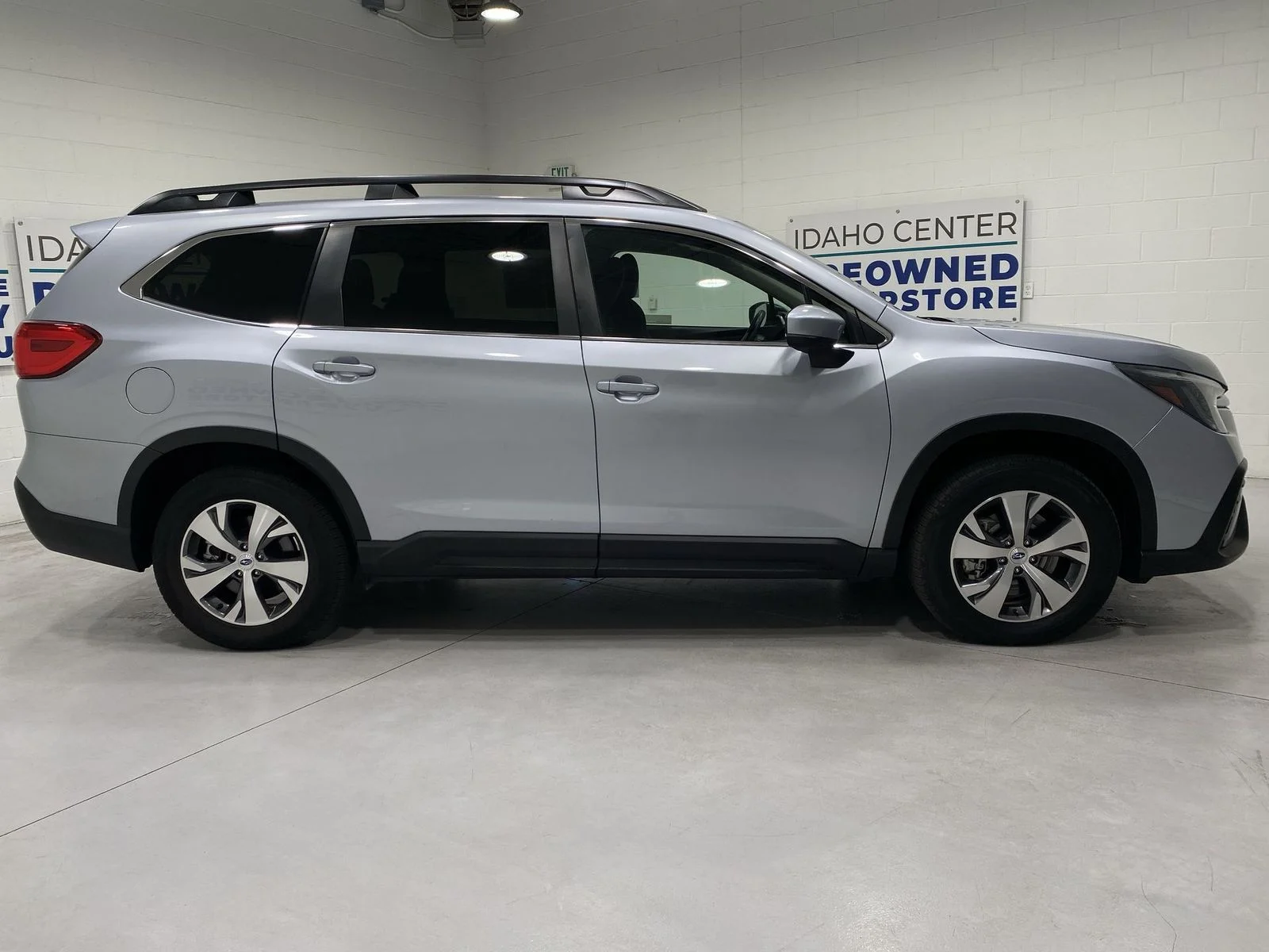 2024 Subaru Ascent Premium - Photo 9