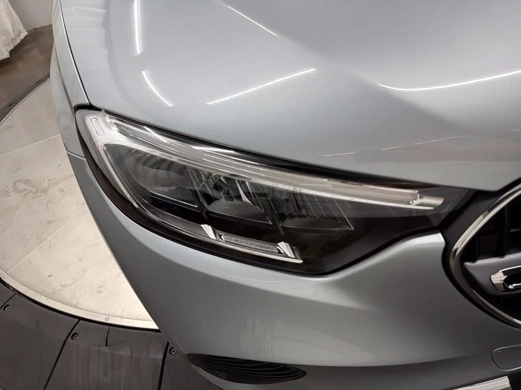 New 2027 Silver Mercedes-Benz GLC 300 image 10