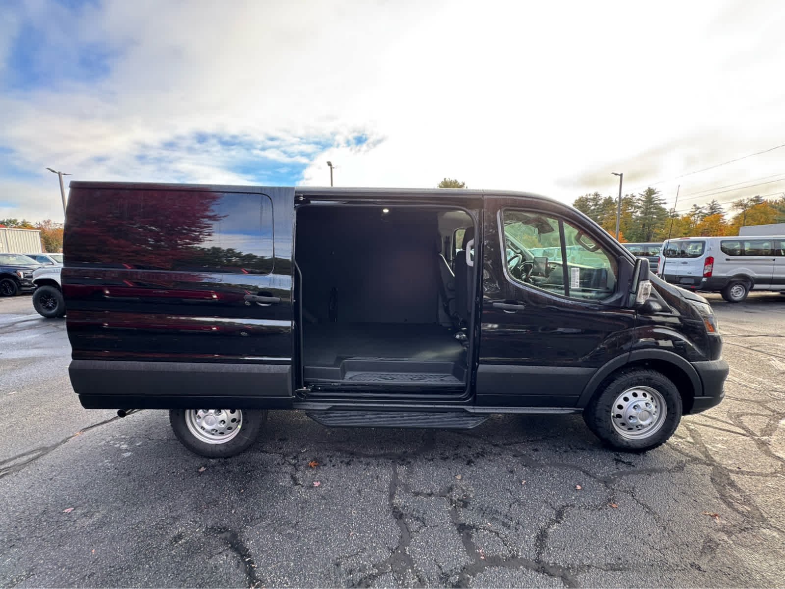 New 2026 Agate Black Metallic Ford  image 8