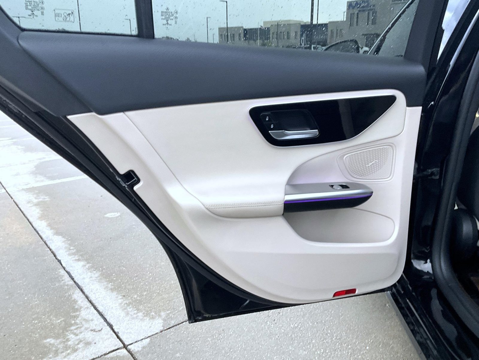 Used 2022 Black Mercedes-Benz C 300 image 18