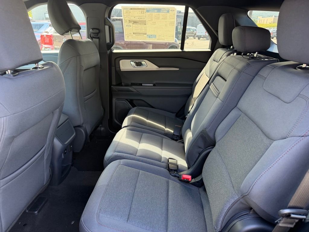 New 2027 Carbonized Gray Metallic Ford Active image 7