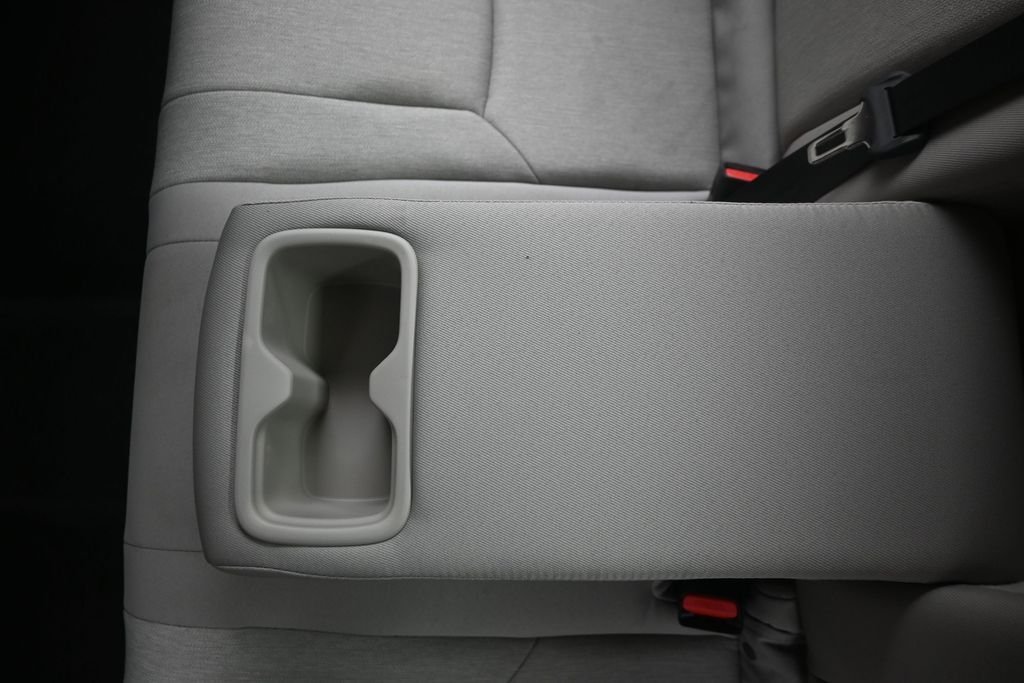 Used 2023  Honda LX image 19