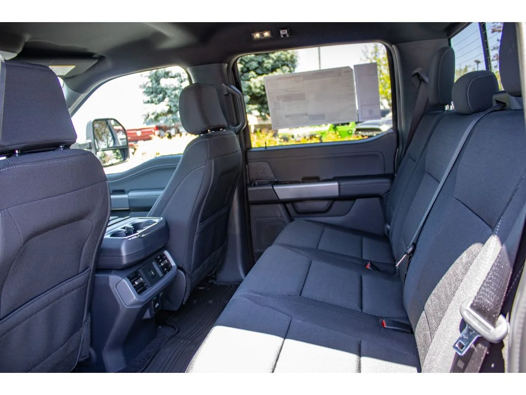 New 2026 CARBONIZED GRAY METALLIC Ford XLT image 20