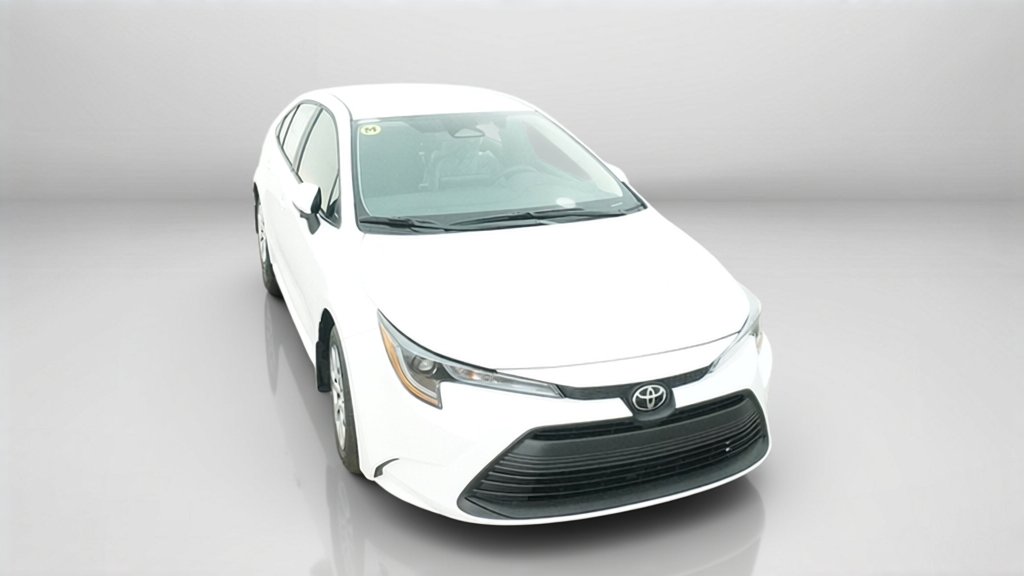 New 2027 Ice Cap Toyota LE image 4