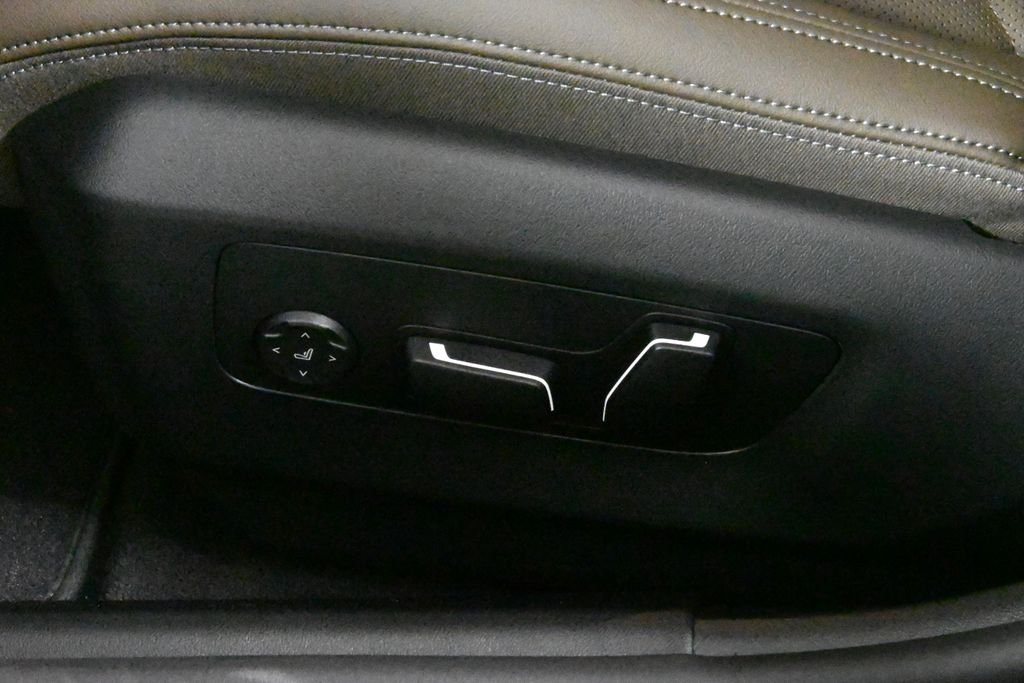 2026 BMW 5 Series 530i - Photo 29