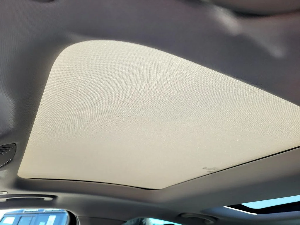Used 2021 White Alfa Romeo  image 10