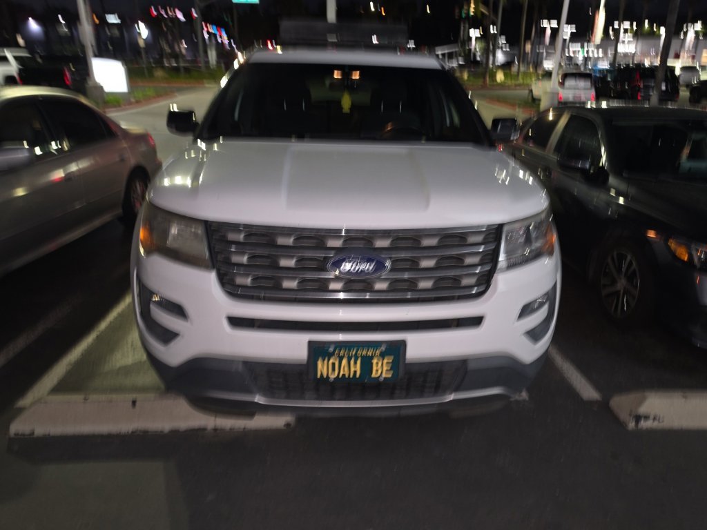 Used 2017  Ford XLT image 3
