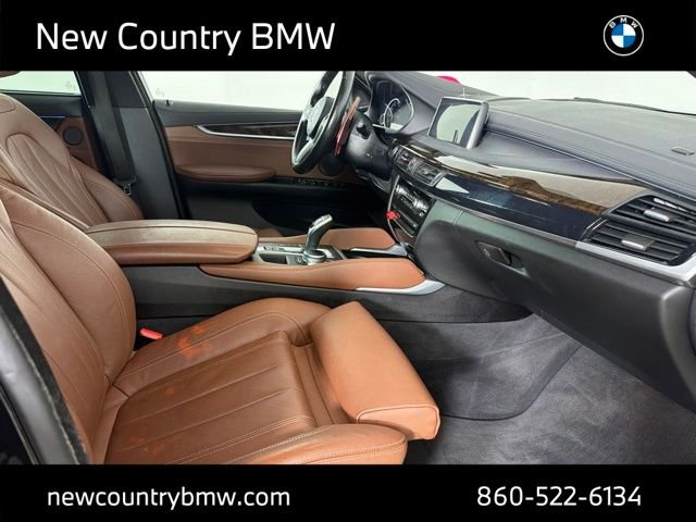 Used 2019 Black Sapphire Metallic BMW xDrive35i image 16