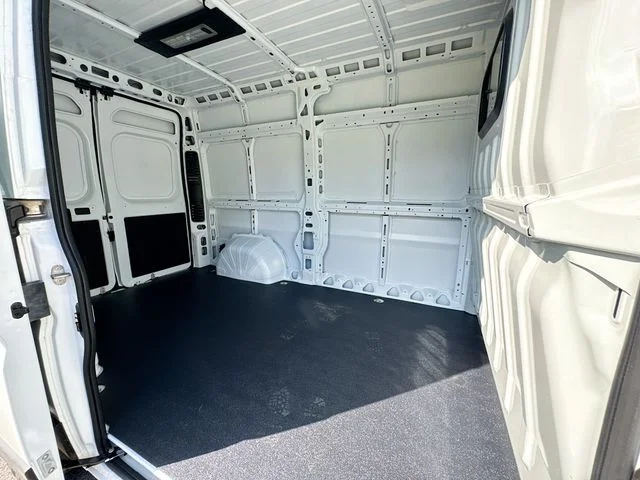 New 2026 Bright White Clear-Coat Exterior Paint RAM  image 23