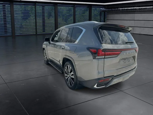 Used 2024 Gray Lexus 600 Luxury image 6