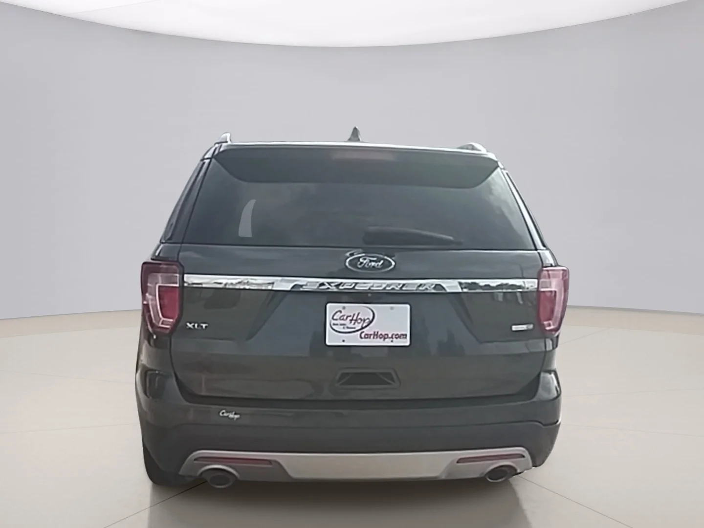 Used 2016 Gray Ford XLT image 4