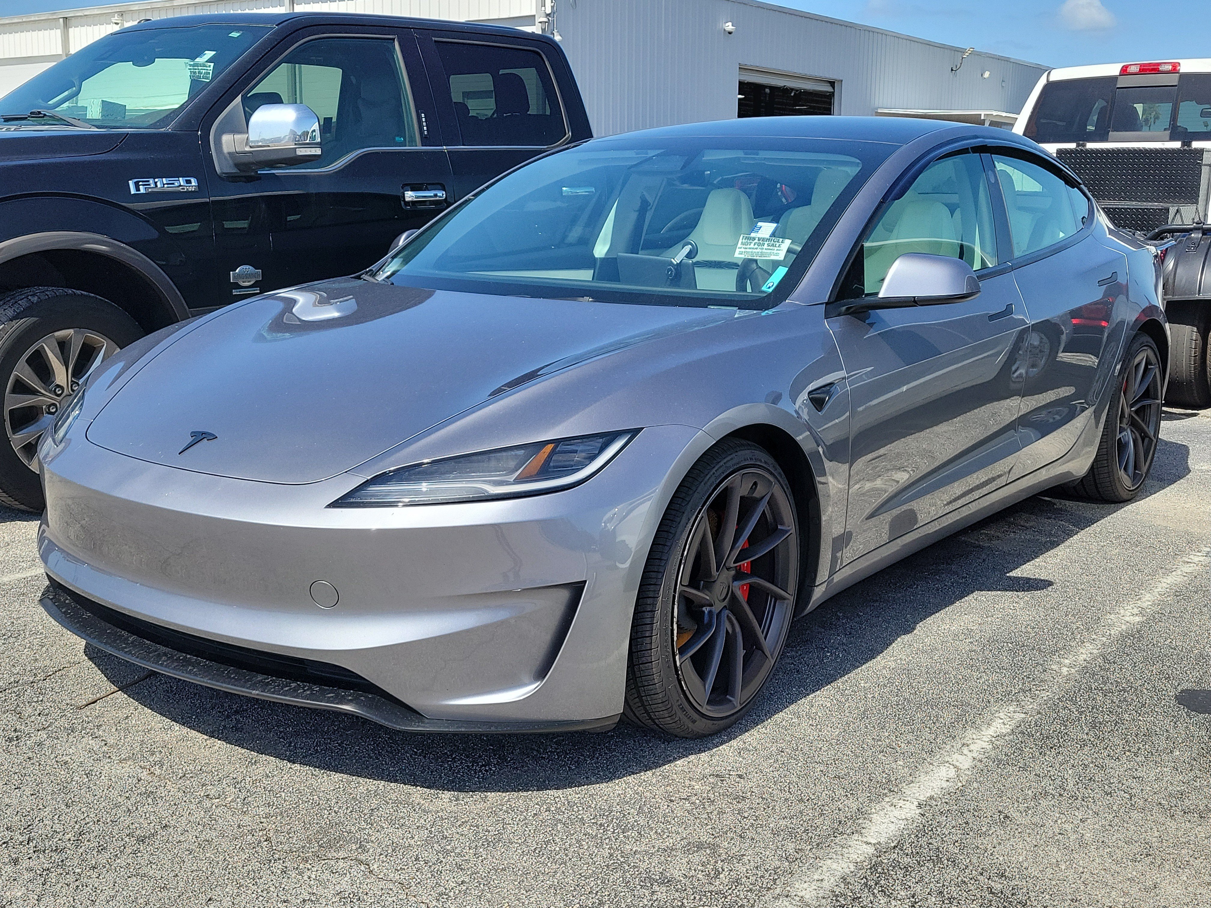 Used 2025  Tesla Performance image 3