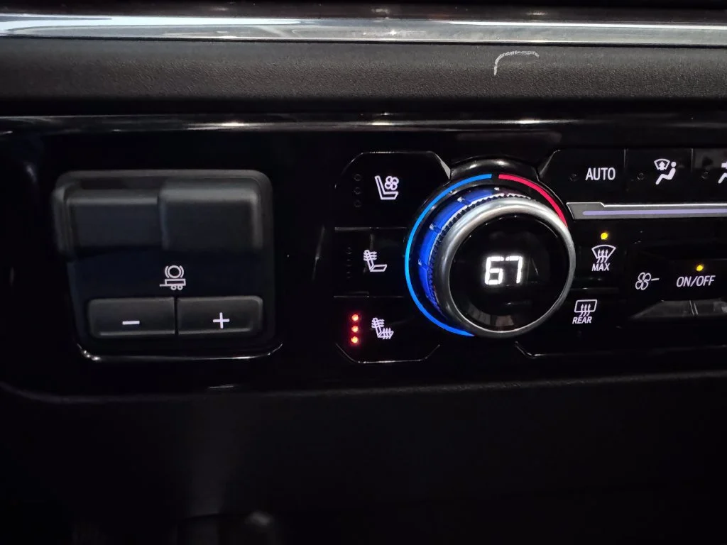 2024 GMC Sierra 2500HD SLT - Photo 25