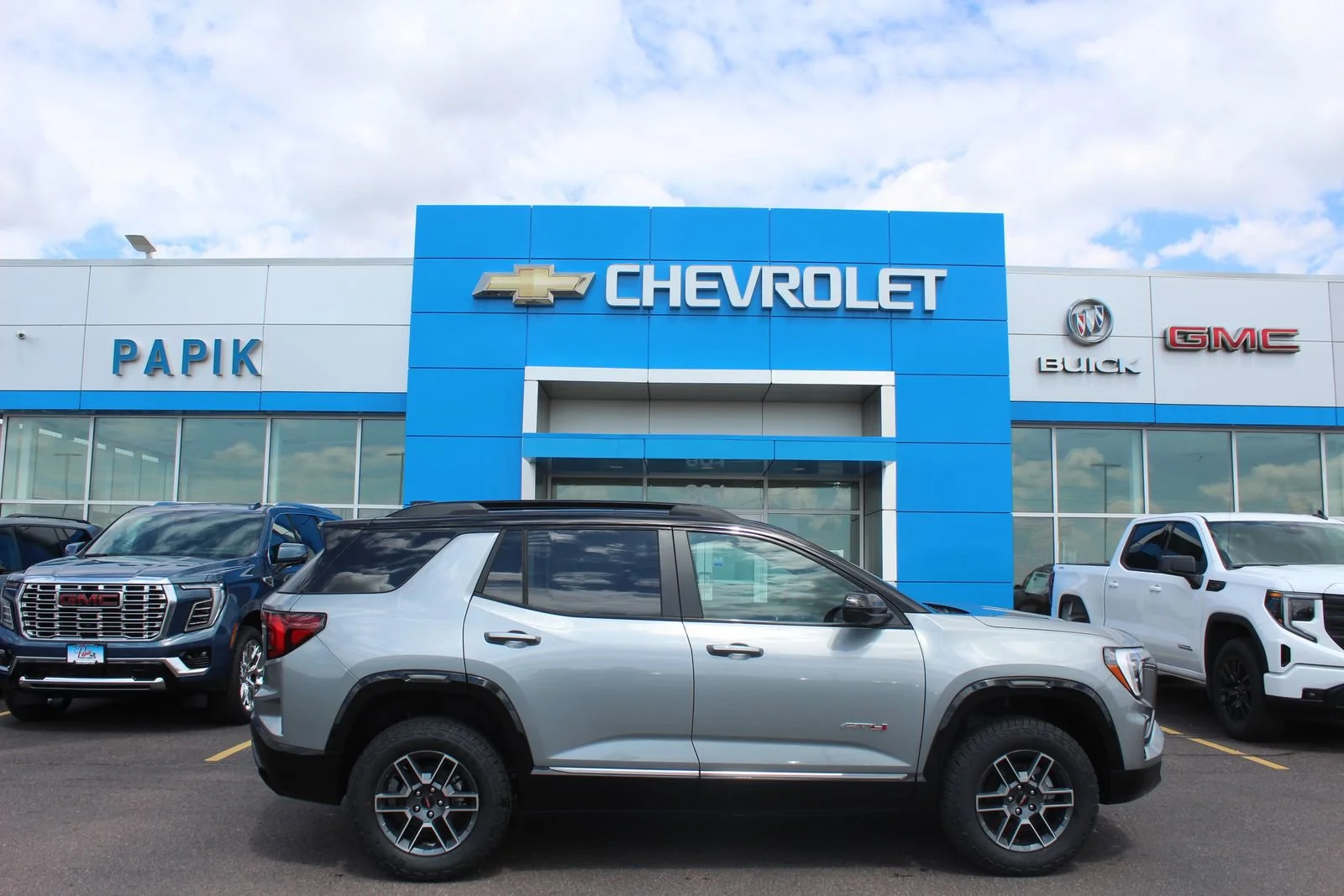2026 GMC Terrain AT4 AWD's photo