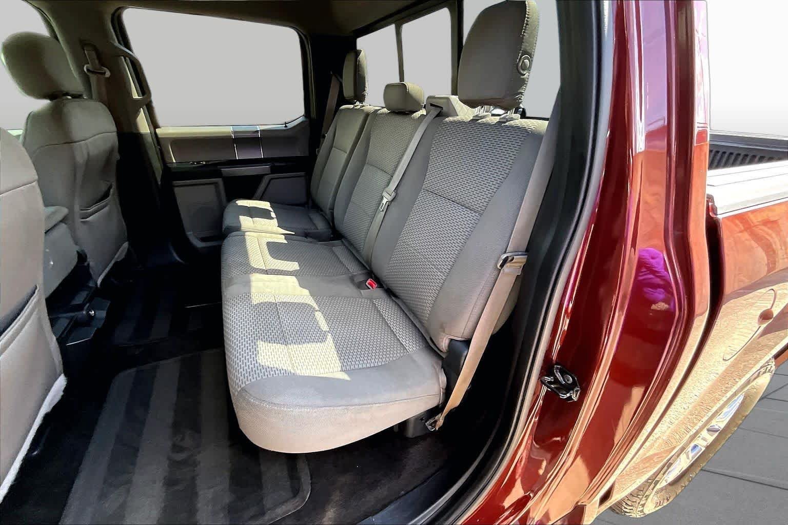 Used 2015 Bronze Fire Metallic Ford XLT image 23