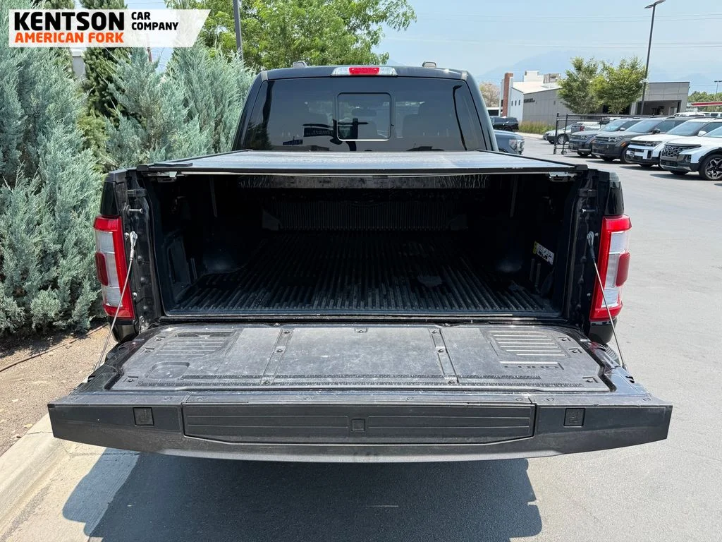 Used 2023 Black Ford Lariat image 39