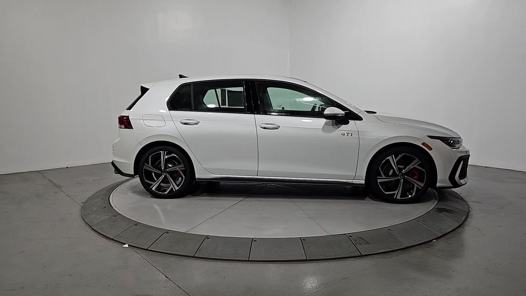 New 2026 White/off-white Volkswagen 2.0T SE image 6