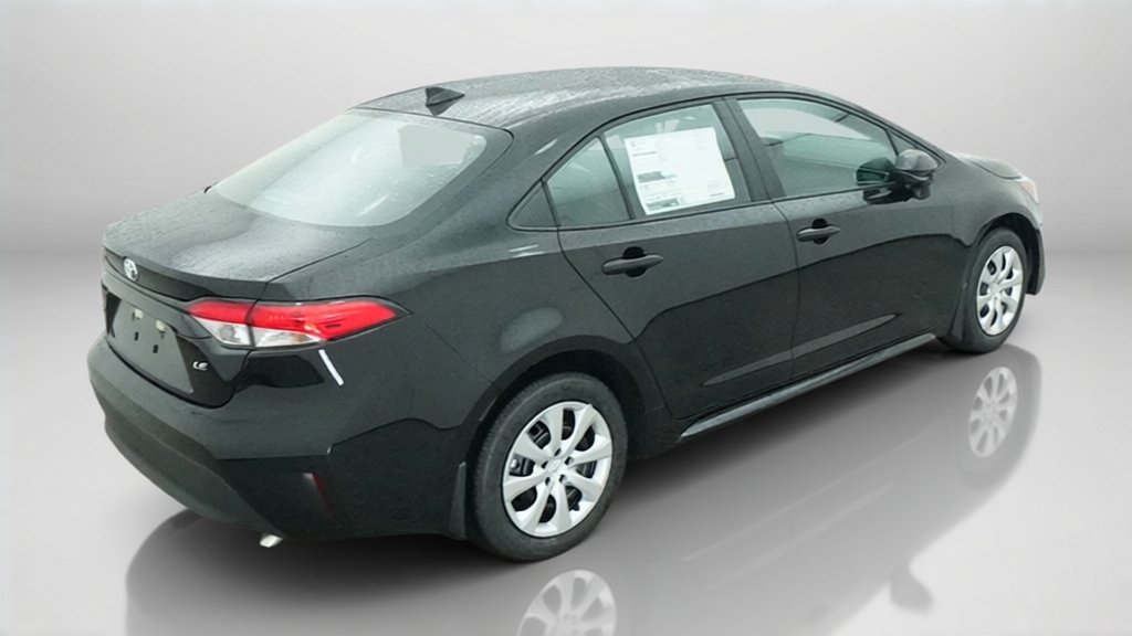 New 2027 Inked Toyota LE image 9