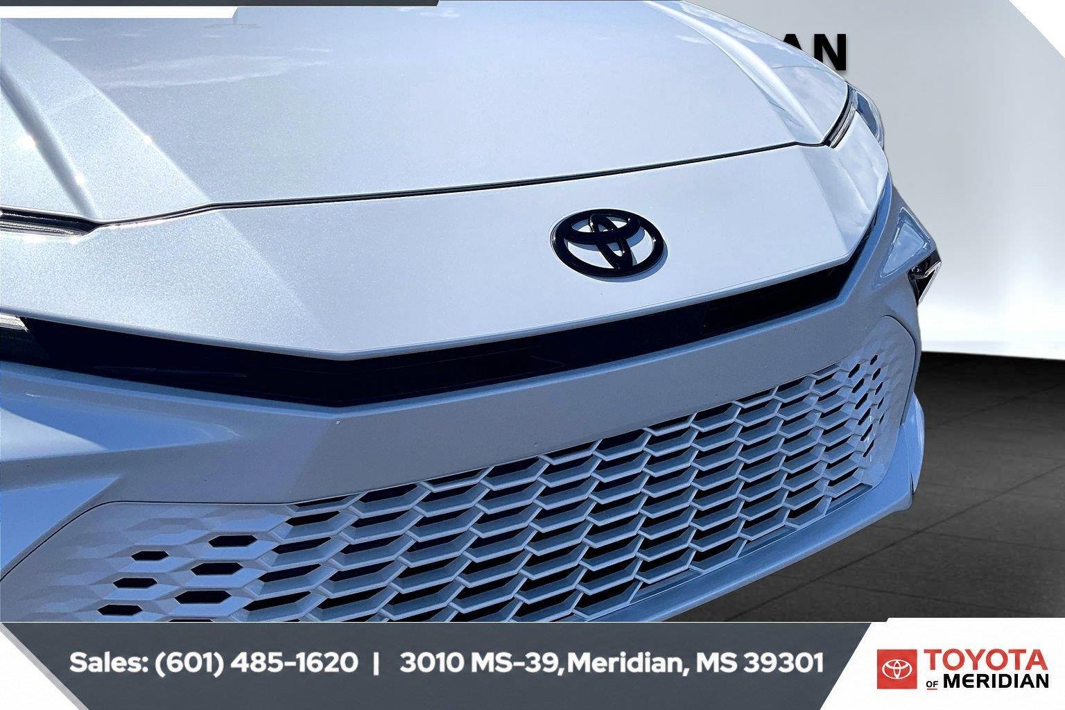Used 2026 Wind Chill Pearl Toyota XSE image 21