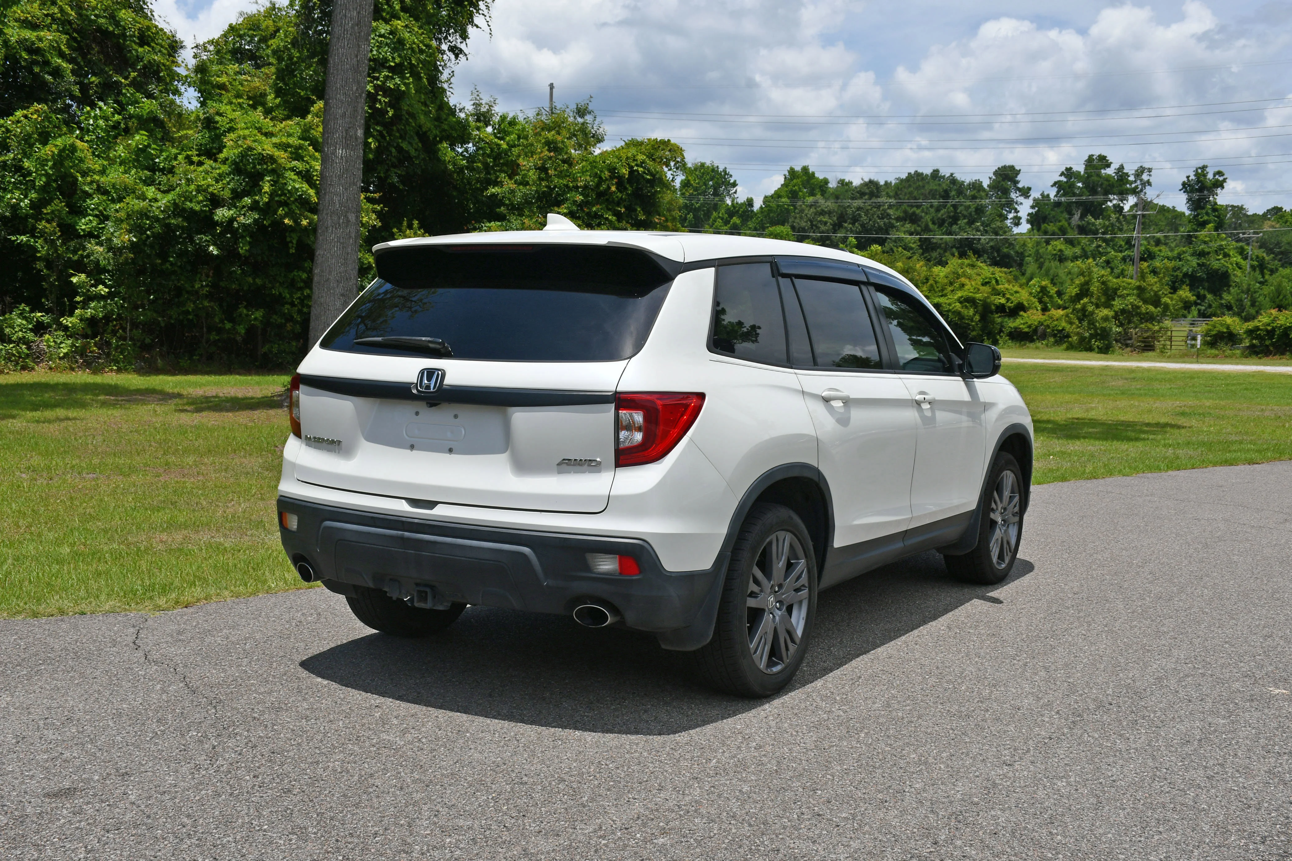 Used 2019  Honda EX-L image 4