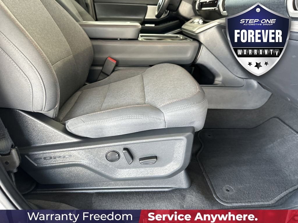 Used 2025 Silver Ford Active image 38