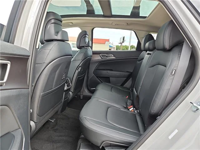 New 2026 Wolf Gray KIA EX Front-Wheel Drive image 9