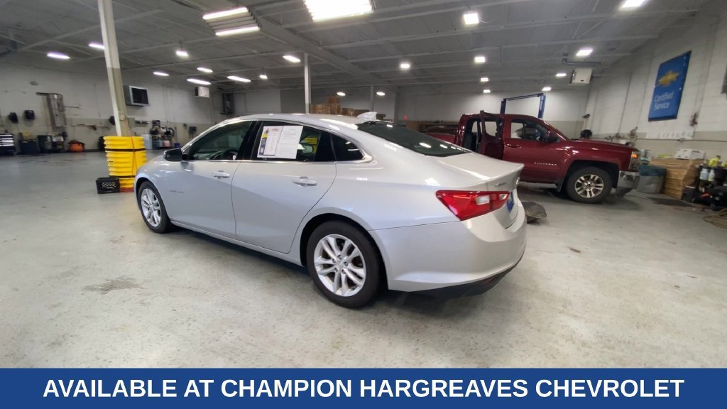 Used 2016 SILVER ICE METALLIC Chevrolet LT image 7