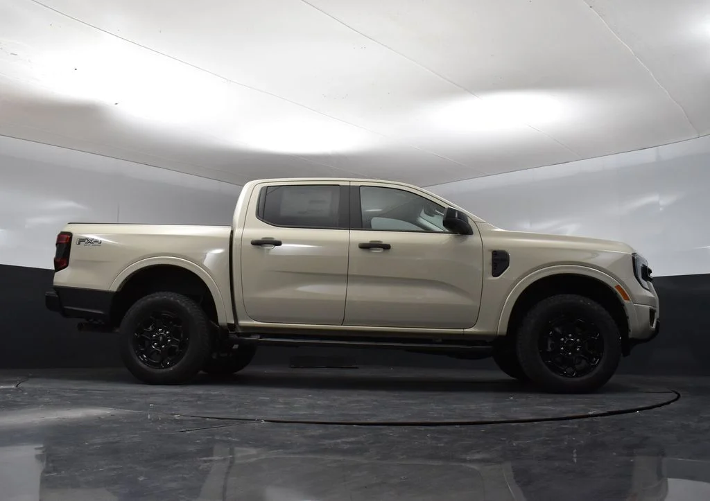 New 2026 Beige Ford XLT image 31