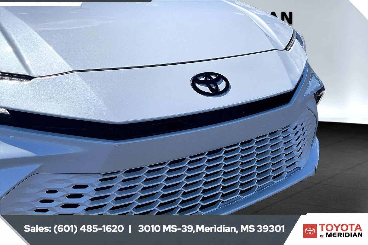 Used 2026 Wind Chill Pearl Toyota XSE image 21