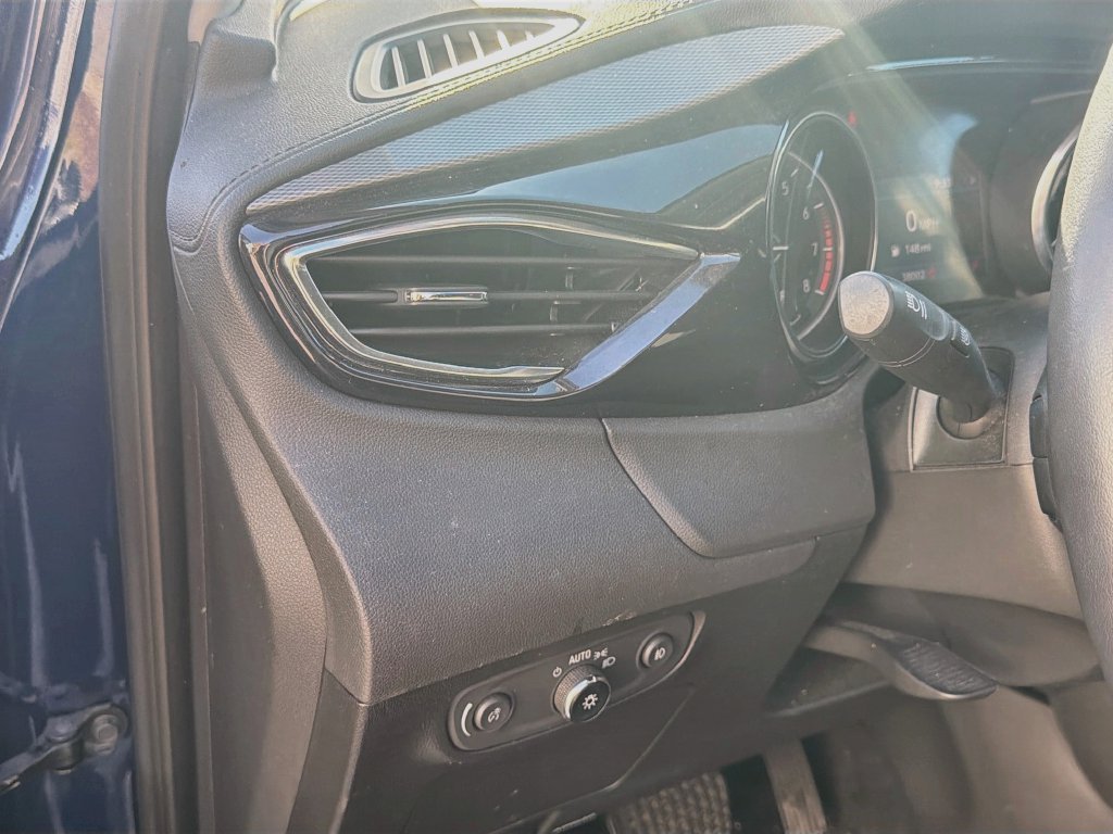 Used 2023 Blue Buick Select image 10