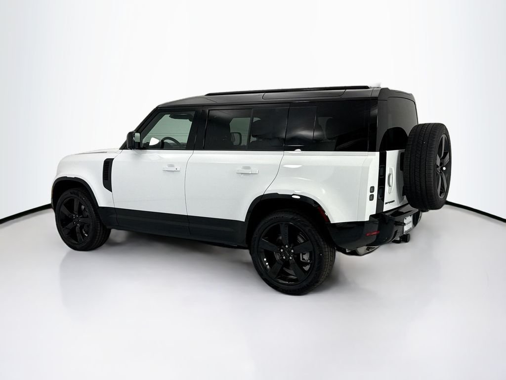 New 2026 Fuji White LAND ROVER X-Dynamic SE image 7