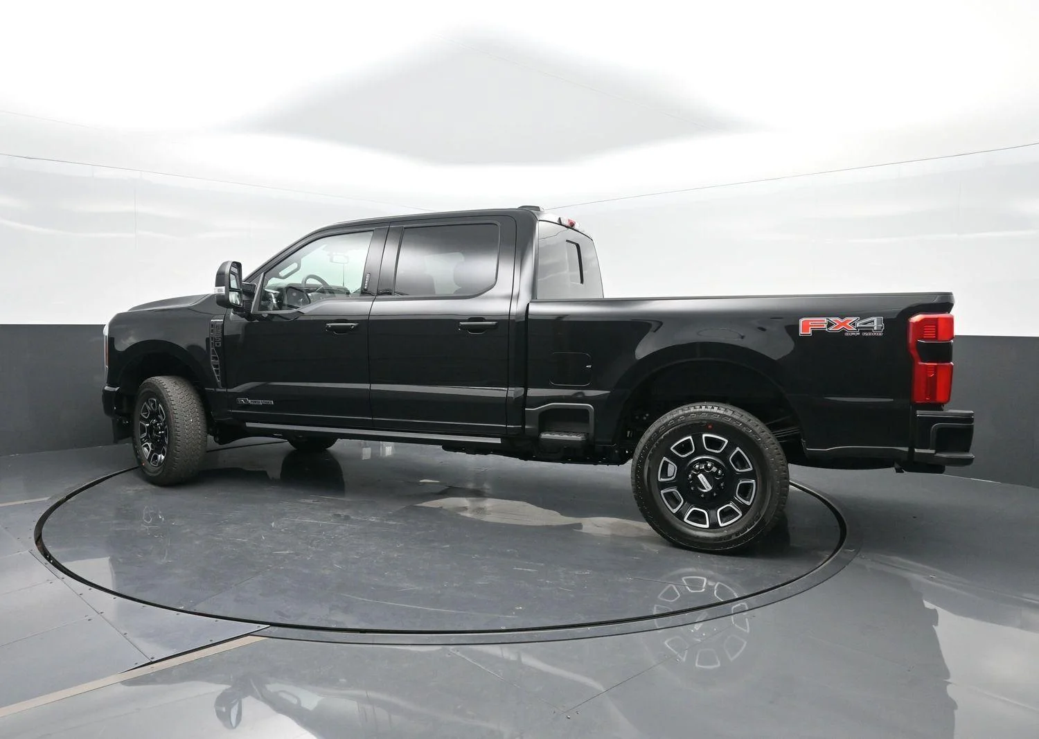 2026 Ford F-250 Super Duty Platinum - Photo 46