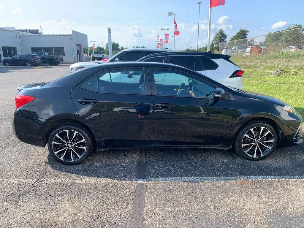 Used 2017 Black Toyota SE image 2
