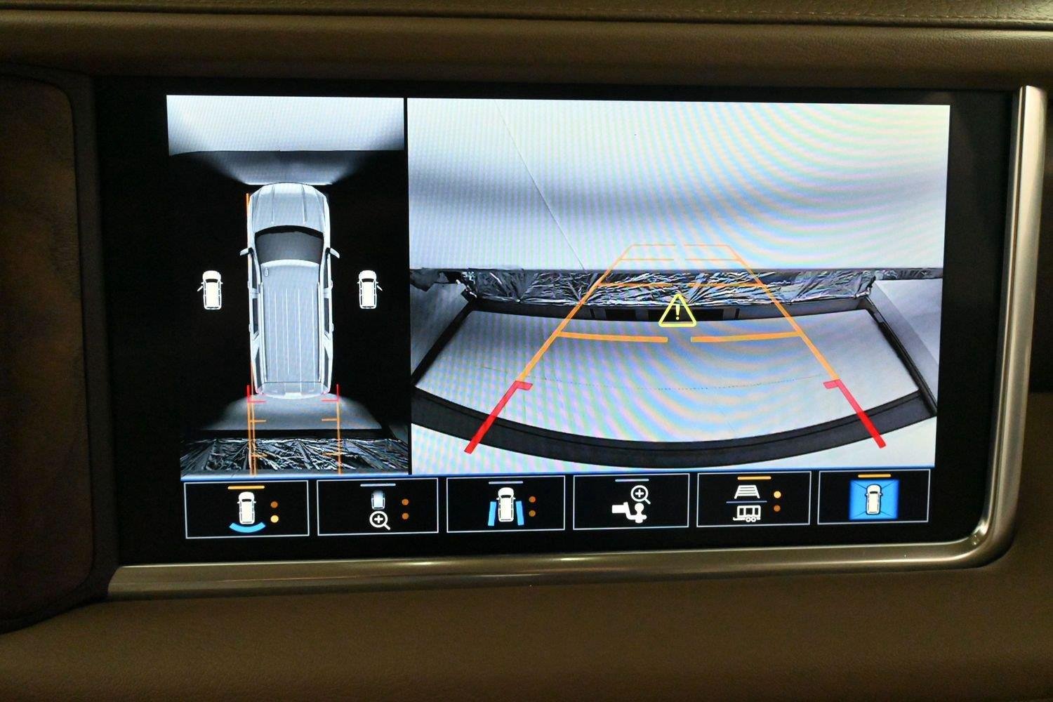 Used 2021 WHITE FROST TRICOAT GMC Denali image 26