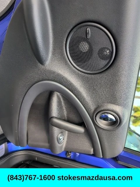 Used 2016 Blue MINI Base image 14