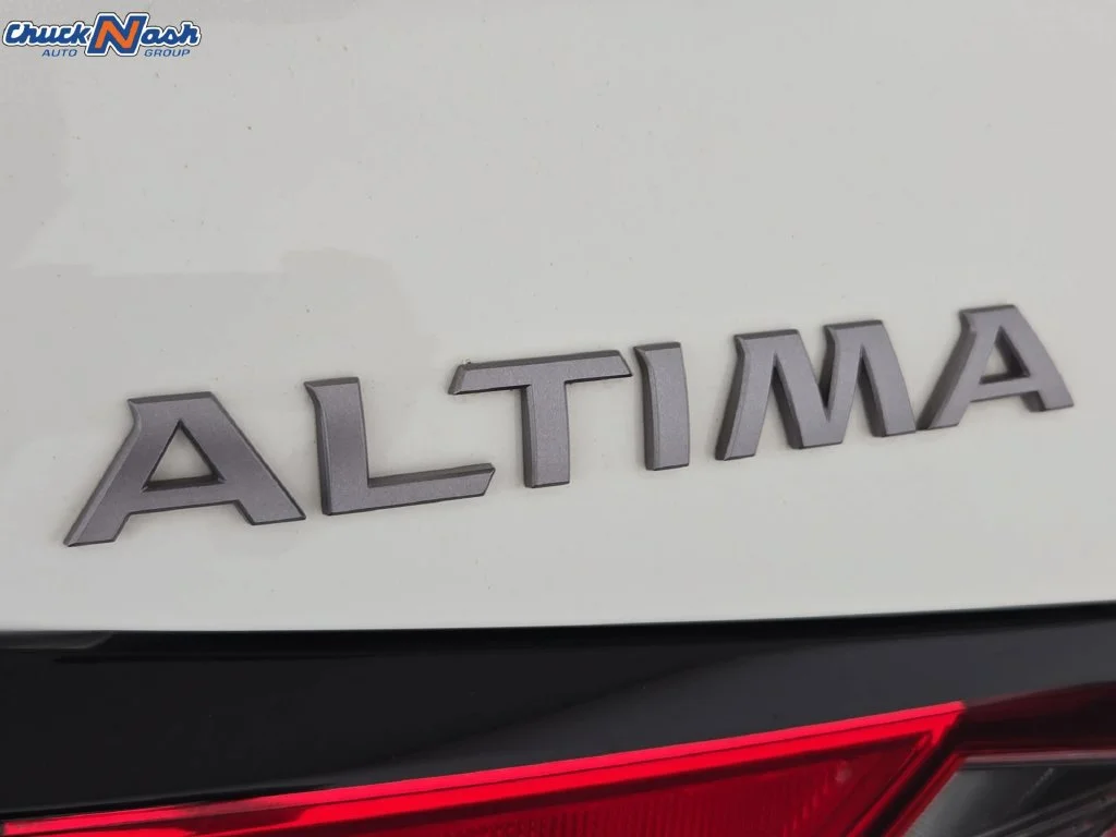 2025 Nissan Altima SV - Photo 35
