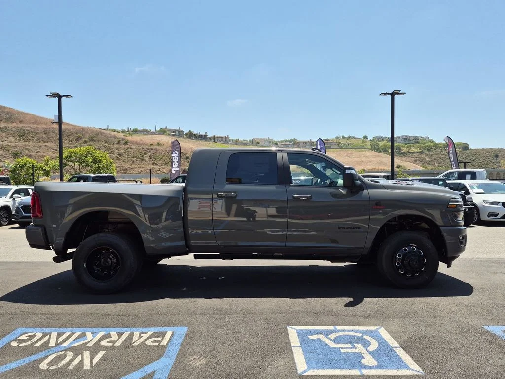 New 2026 Ceramic Gray Clear-Coat Exterior Paint RAM Laramie image 4
