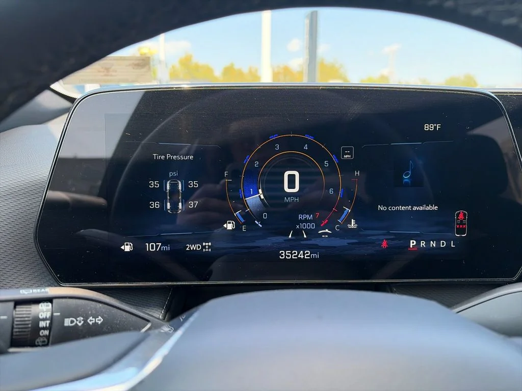 Used 2025 Gray Chevrolet LT image 31
