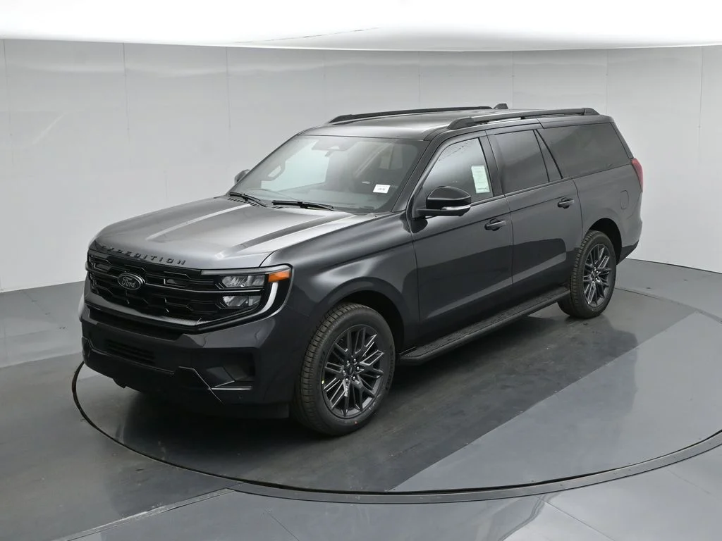 New 2026 Gray Ford Platinum image 39